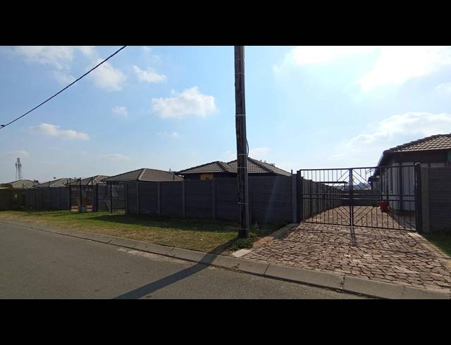 3 BEDROOM FREEHOLD FOR SALE IN MAMELODI EAST